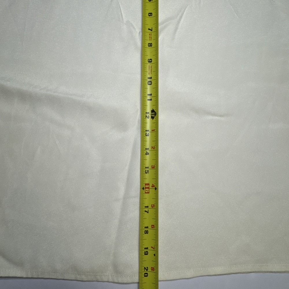Clio Womens Cream Ivory Satin Trim Scoop Neck Tank Top Size Medium Made in USA - Picture 4 of 6